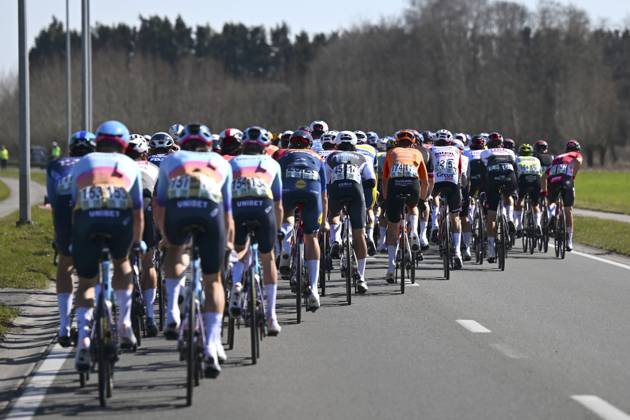 Danilith Nokere Koerse 2025 cycling race NOKERE, BELGIUM - MARCH 19 : illustration picture peloton during the Men Elite UCI 1.Pro 78th Danilith Nokere Koerse cycling race with start in Deinze and finish in Nokere (188,2 km) on March 19, 2025 in Nokere, Belgium, 19 03 2025 ( Motordriver Rodrique Verfaillie & Nokere Belgium  Copyright: xTomasxSiskx