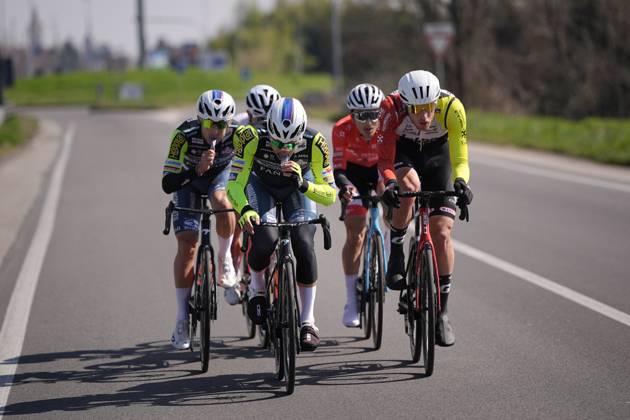 The pack rides cycles during the men s elite race of the Milano-Torino one day cycling race (174km) from Rho to Torino (Superga) - North West Italy- Wednesday, March 19, 2025. - cycling .  Copyright: xMarcoxAlpozzi LaPressex