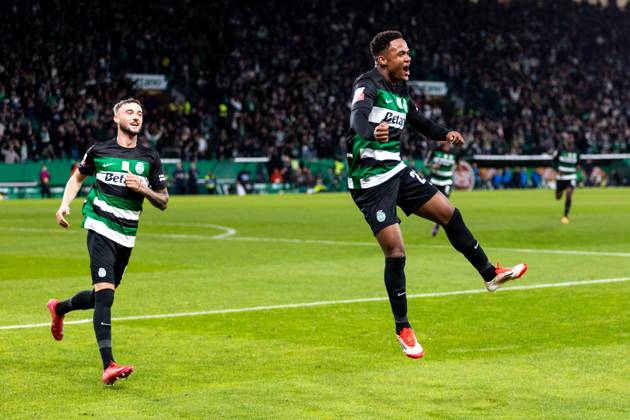 Sporting CP v FC Famalicao - Liga Portugal BetClic Geny Catamo a celebrar o golo durante partida entre Sporting CP v FC Famalicao valida pela Liga Portugal BetClic no Estadio Josà Alvalade, Lisboa, Portugal (Foto de Diogo Faria Reis Avant Sports) Lisbon Estadio Josà Alvalade Portugal Copyright: xDiogoxFariaxReis AvantxSportsx