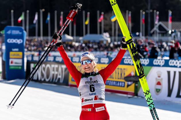 250323 Therese Johaug of Norway celebrates after winning the women s classic technique 50 km mass start during the FIS Cross Country World Cup on March 23, 2025 in Lahti Photo Kalle Parkkinen BILDBYRAN COP 211 KP0085 skidor cross country skiing langrenn världscupen fis cross country world cup fristil free technique fis cross country world cup dam bbeng norge norway jubel  Copyright: KALLExPARKKINEN BB250323BB697