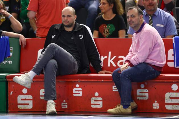 21 03 2025, xtgx, Handball, Daikin HBL, SC Magdeburg Füchse Berlin emspor v l Paul Drux Berlin , Bob Hanning Berlin, Managing Director Magdeburg