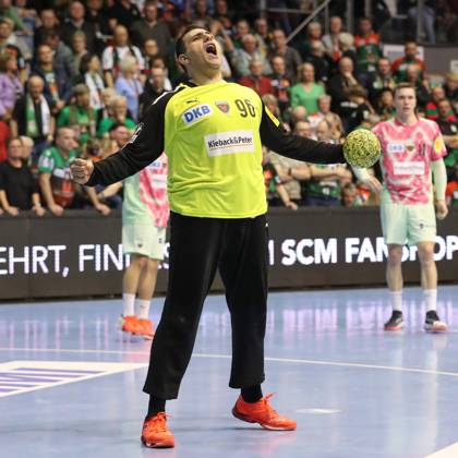21 03 2025, xtgx, Handball, Daikin HBL, SC Magdeburg Füchse Berlin emspor v l Dejan Milosavljev Berlin, 96 cheers over held ball, defended, held, Torhueter Magdeburg