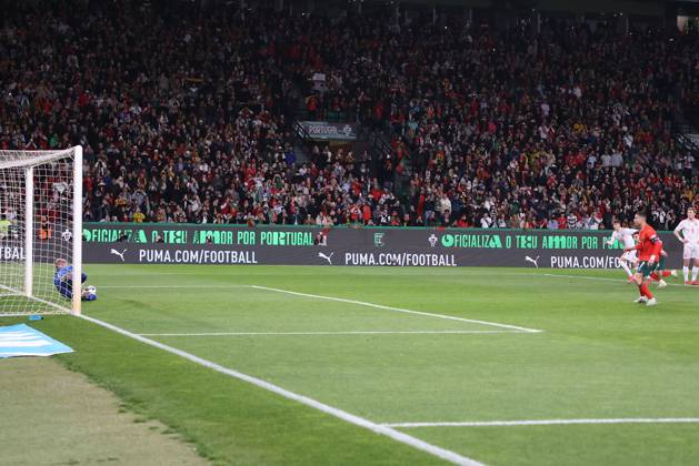 2025 03 23 xJAx Portugal, Lisbon Estadio Jose Alvalade UEFA Nations League 2025 Quarter finals Portugal Denmark v l , goalkeeper Kasper Schmeichel Denmark saves the penalty, Cristiano Ronaldo Portugal Copyright: JoaquimxFerreira