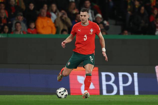 2025 03 23 xJAx Portugal, Lisbon Estadio Jose Alvalade UEFA Nations League 2025 Quarter finals Portugal Denmark v l , Diogo Jalot Portugal on the ball, cropped, single image, full body, action, action, game scene Copyright: JoaquimxFerreira