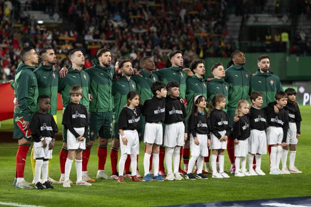 UEFA Nations League Portugal Denmark Portugal s players during the national anthem before the UEFA Nations League playoff match in League A between Portugal and Denmark at JosÃ Alvalade Stadium in Lisbon, Portugal on Sunday, March 23, 2025 Photo Bo Amstrup Ritzau Scanpix , Lisbon Portugal Mors  Copyright: BoxAmrstrupx xRitzauxScanpix BoxAmstrupx spdk20250324-021936-L