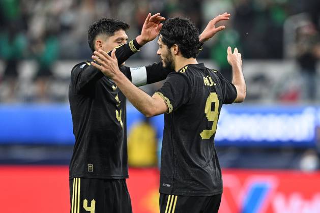 RECORD DATE NOT STATED IV CONCACAF NATIONS LEAGUE 2024-2025 Mexico vs Panama - Final Raul Jimenez celebrates his goal 2-1 with Edson Alvarez of Mexico during the Final match between Mexican national team, Nationalteam (Mexico) and Panama as part Final Four of the Concacaf Nations League 2024-2025 at SoFi Stadium on March 23, 2025 in Inglewood, Los Angeles, California, United States. INGLEWOOD LOS ANGELES CALIFORNIA UNITED STATES Copyright: xDavidxLeahx 20250323215435_CNL_2025_F_MEX_PAN_JIMENEZ241