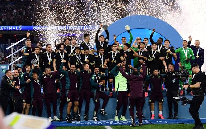 RECORD DATE NOT STATED IV CONCACAF NATIONS LEAGUE 2024-2025 Mexico vs Panama - Final Players of Mexico Champions of COncacaf Nations League during the Final match between Mexican national team, Nationalteam (Mexico) and Panama as part Final Four of the Concacaf Nations League 2024-2025 at SoFi Stadium on March 23, 2025 in Inglewood, Los Angeles, California, United States. INGLEWOOD LOS ANGELES CALIFORNIA UNITED STATES Copyright: xAdrianxMaciasx 20250323215832_CNL_2025_F_MEX_CHAMPION251