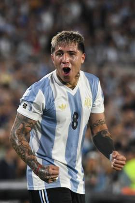 Argentina v Brazil - FIFA World Cup, WM, Weltmeisterschaft, Fussball 2026 Qualifier Enzo Fernandez of Argentina celebrates his goal during the match between Argentina and Brazil in Buenos Aires, Argentina, on March 25. Buenos Aires Buenos Aires Argentina Copyright: xFedericoxPerettix originalFilename:peretti-argentin250321_npWKa