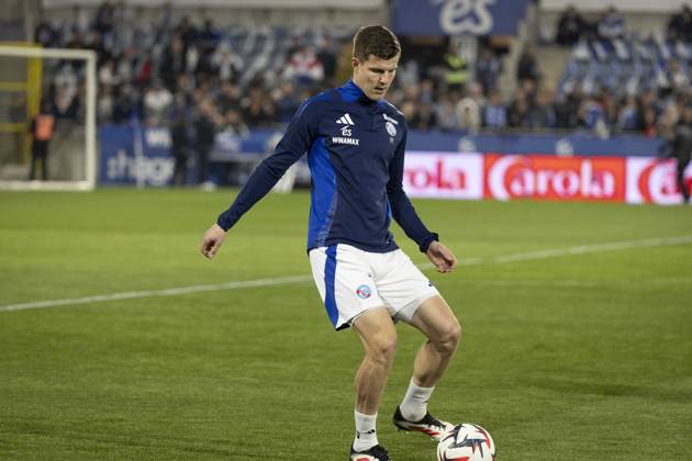 FOOTBALL : Racing Strasbourg vs Olympique de Lyon. - Ligue 1 Stade de la Meinau 28 03 2025 Echauffement des joueurs de Racing de Strasbourg Copyright: xelyxandroxcegarrax