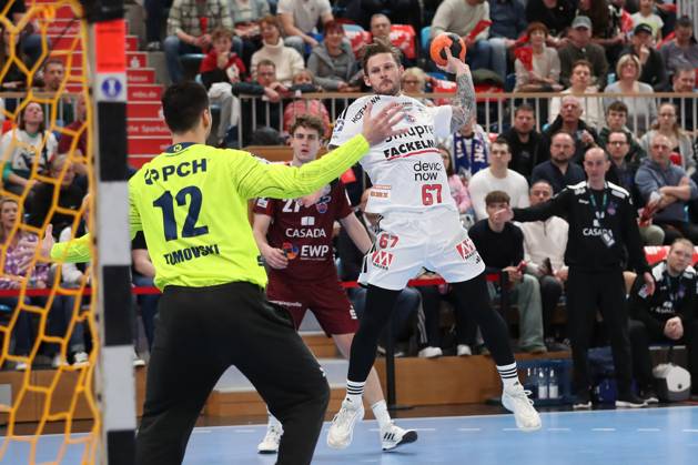 29 03 2025, xtgx, Handball Daikin HBL, VfL Potsdam HC Erlangen emspor, v l Hampus Olsson Erlangen, 67 throws goal, goal scorer, scores goal, scores the goal Potsdam