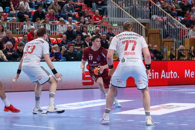 Jannek Klein VFL Potsdam, 17 with the ball, 1 VFL Potsdam vs HC Erlangen, 1 Bundesliga, Daikin, HBL, 29 03 2025 Potsdam Brandenburg Germany Copyright: xFootbowl ThomasxSobotzkix