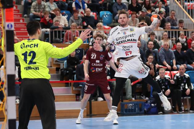 29 03 2025, xtgx, Handball Daikin HBL, VfL Potsdam HC Erlangen emspor, v l Hampus Olsson Erlangen, 67 throws goal, goal scorer, scores goal, scores the goal Potsdam