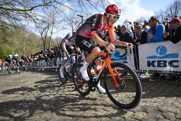 Gent - Wevelgem in Flanders Fields 2025 WEVELGEM, BELGIUM - MARCH 30 : Tarling Joshua (GBR) of INEOS Grenadiers in action pictured during 87th edition of the UCI World Tour Gent - Wevelgem in Flanders Fields cycling race for Men Elite with start in Ieper and finish in Wevelgem after 250 km on March 30, 2025 in Wevelgem, Belgium, 30 03 2025 ( Motordriver Guy De Vuyst - Wevelgem Belgium  Copyright: xNicoxVereeckenx
