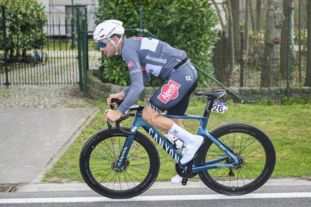 Gent - Wevelgem in Flanders Fields 2025 WEVELGEM, BELGIUM - MARCH 30 : Vermeersch Gianni (BEL) of Alpecin - Deceuninck in action pictured during 87th edition of the UCI World Tour Gent - Wevelgem in Flanders Fields cycling race for Men Elite with start in Ieper and finish in Wevelgem after 250 km on March 30, 2025 in Wevelgem, Belgium, 30 03 2025 ( Motordriver Guy De Vuyst - Wevelgem Belgium  Copyright: xNicoxVereeckenx