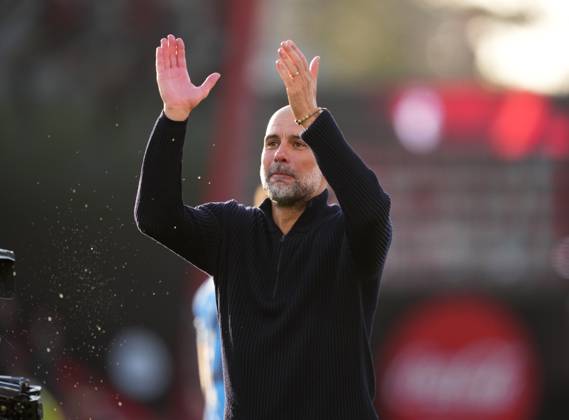 Bournemouth v Manchester City, FA Cup quarter-finals, Football, Vitality Stadium, Bournemouth, UK - 30 Mar 2025 Josep Guardiola manager of Manchester City claps to the fans after the game. Bournemouth Vitality Stadium Bournemouth GBR, UK NEWSPAPERS OUT Copyright: xSeanxRyanx