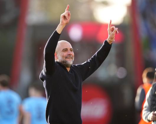 Bournemouth v Manchester City, FA Cup quarter-finals, Football, Vitality Stadium, Bournemouth, UK - 30 Mar 2025 Josep Guardiola manager of Manchester City celebrates in front of the fans after the game. Bournemouth Vitality Stadium Bournemouth GBR, UK NEWSPAPERS OUT Copyright: xSeanxRyanx
