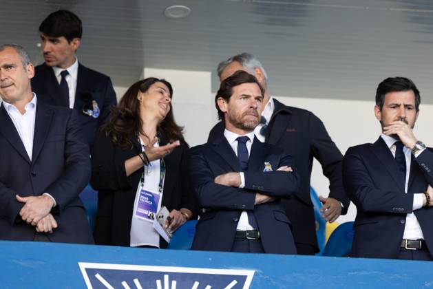 Andre Villas Boas seen during Liga Portugal game between teams of GD Estoril Praia and FC Porto at Estadio Antonio Coimbra da Mota (Maciej Rogowski) Estoril Estadio Antonio Coimbra da Mota Portugal Copyright: xMaciejxRogowskix estorilporto2425-13