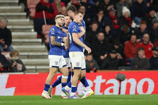 Bournemouth, England, 2nd April 2025. Liam Delap of Ipswich Town celebrates after scoring to make it 2-0 during the Bournemouth v Ipswich Town Premier League match at the Vitality Stadium, Bournemouth. Picture credit should read: Paul Terry Sportimage EDITORIAL USE ONLY. No use with unauthorised audio, video, data, fixture lists, club league logos or live services. Online in-match use limited to 120 images, no video emulation. No use in betting, games or single club league player publications. SPI_017_PT_Bournemouth_Ipswich SPI-3791-0017