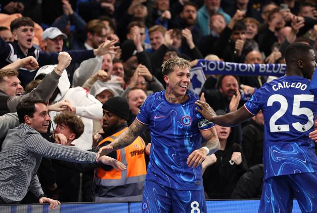 London, England, 3rd April 2025. Enzo Fernandez of Chelsea celebrates scoring his sides opening goal during the Chelsea v Tottenham Premier League match at Stamford Bridge, London. Picture credit should read: David Klein Sportimage EDITORIAL USE ONLY. No use with unauthorised audio, video, data, fixture lists, club league logos or live services. Online in-match use limited to 120 images, no video emulation. No use in betting, games or single club league player publications. SPI_024_DK_Chelsea_Tottenham SPI-3792-0024