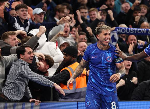 London, England, 3rd April 2025. Enzo Fernandez of Chelsea celebrates scoring his sides opening goal during the Chelsea v Tottenham Premier League match at Stamford Bridge, London. Picture credit should read: David Klein Sportimage EDITORIAL USE ONLY. No use with unauthorised audio, video, data, fixture lists, club league logos or live services. Online in-match use limited to 120 images, no video emulation. No use in betting, games or single club league player publications. SPI_025_DK_Chelsea_Tottenham SPI-3792-0025