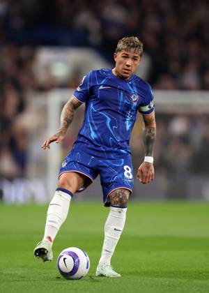 London, England, 3rd April 2025. Enzo Fernandez of Chelsea during the Chelsea v Tottenham Premier League match at Stamford Bridge, London. Picture credit should read: David Klein Sportimage EDITORIAL USE ONLY. No use with unauthorised audio, video, data, fixture lists, club league logos or live services. Online in-match use limited to 120 images, no video emulation. No use in betting, games or single club league player publications. SPI_076_DK_Chelsea_Tottenham SPI-3792-0076