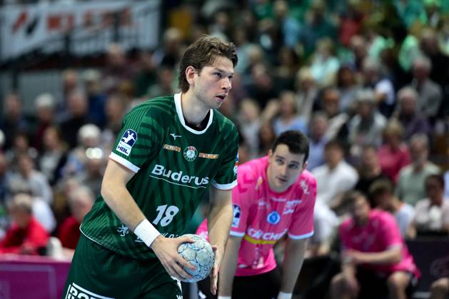 Wetzlar, Germany, April 4th 2025: Lukas Becher ( 18 Wetzlar ) during the Daikin Handball-Bundesliga between HSG Wetzlar and TVB 1898 Stuttgart at Buderus Arena Wetzlar. (Julia Kneissl SPP) Copyright: xJuliaxKneisslx xSPPx spp-en-JuKnSp-JK_00084.jpeg