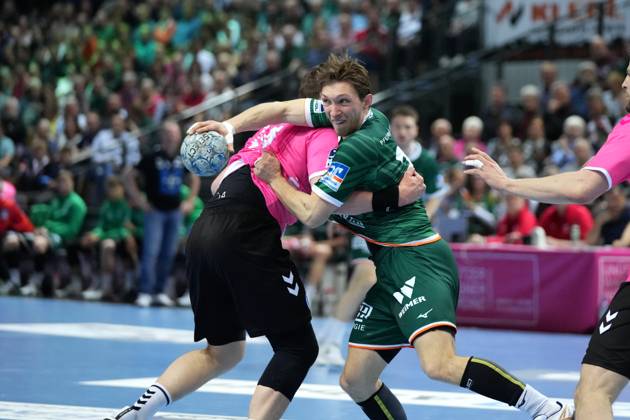Wetzlar, Germany, April 4th 2025: Justin Mueller ( 25 Wetzlar ) during the Daikin Handball-Bundesliga between HSG Wetzlar and TVB 1898 Stuttgart at Buderus Arena Wetzlar. (Julia Kneissl SPP) Copyright: xJuliaxKneisslx xSPPx spp-en-JuKnSp-JK_00366.jpeg