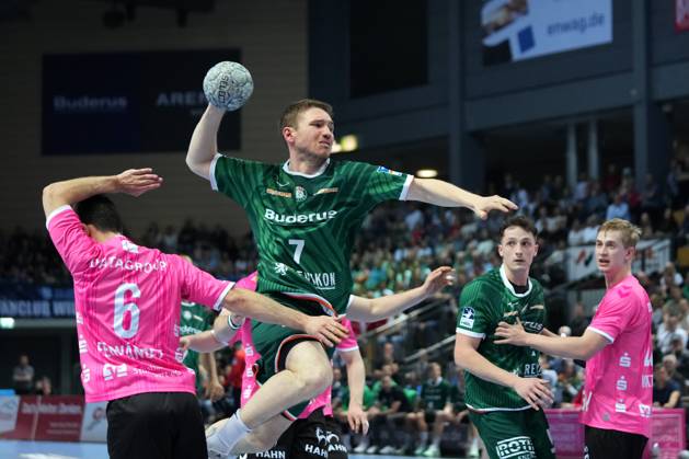 Wetzlar, Germany, April 4th 2025: Dominik Mappes ( 7 Wetzlar ) during the Daikin Handball-Bundesliga between HSG Wetzlar and TVB 1898 Stuttgart at Buderus Arena Wetzlar. (Julia Kneissl SPP) Copyright: xJuliaxKneisslx xSPPx spp-en-JuKnSp-JK_00630.jpeg