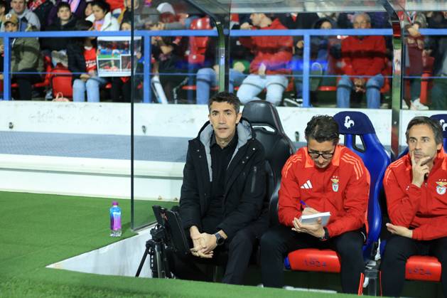 Gil Vicente F.C vs S.L.Benfica - Liga Portugal Bruno Lage coach of S.L.Benfica during the match between Gil Vicente F.C vs S.L.Benfica - Liga Portugal, Estadio Cidade de Barcelos, Barcelos , Portugal (Photo by Tiago Cruz Avant Sports) Barcelos Estadio Cidade de Barcelos Portugal Copyright: xTiagoxCruzx xAvantxSportsx