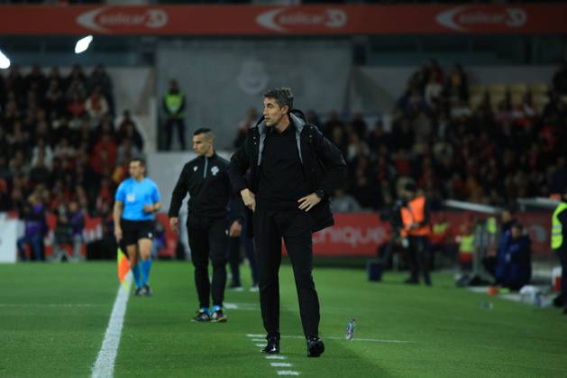 Gil Vicente F.C vs S.L.Benfica - Liga Portugal Bruno Lage coach of S.L.Benfica during the match between Gil Vicente F.C vs S.L.Benfica - Liga Portugal, Estadio Cidade de Barcelos, Barcelos , Portugal (Photo by Tiago Cruz Avant Sports) Barcelos Estadio Cidade de Barcelos Portugal Copyright: xTiagoxCruzx xAvantxSportsx