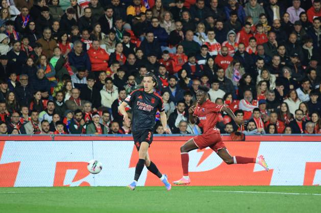 Gil Vicente F.C vs S.L.Benfica - Liga Portugal Alvaro Carreras of S.L.Benfica and Felix Correia of Gil Vicente F.C during the match between Gil Vicente F.C vs S.L.Benfica - Liga Portugal, Estadio Cidade de Barcelos, Barcelos , Portugal (Photo by Tiago Cruz Avant Sports) Barcelos Estadio Cidade de Barcelos Portugal Copyright: xTiagoxCruzx xAvantxSportsx