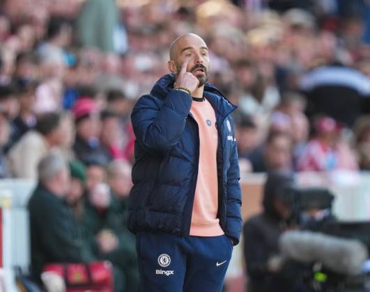 Brentford v Chelsea, Premier League, Football, Gtech Community Stadium, Brentford London, UK - 06 Apr 2025 Enzo Maresca manager of Chelsea Brentford Gtech Community Stadium London GBR, UK NEWSPAPERS OUT Copyright: xSeanxRyanx