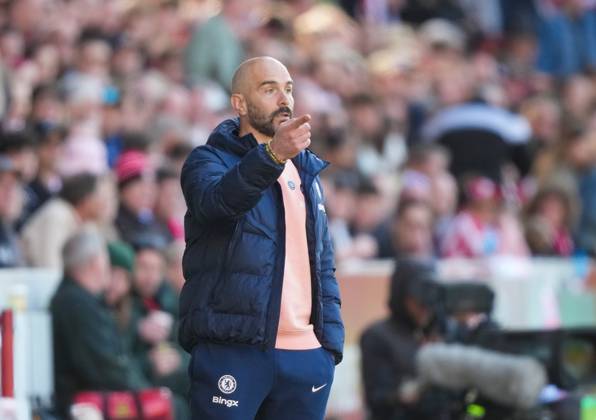 Brentford v Chelsea, Premier League, Football, Gtech Community Stadium, Brentford London, UK - 06 Apr 2025 Enzo Maresca manager of Chelsea Brentford Gtech Community Stadium London GBR, UK NEWSPAPERS OUT Copyright: xSeanxRyanx