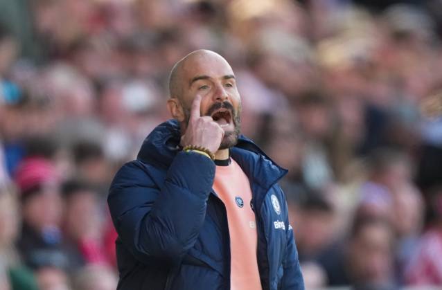 Brentford v Chelsea, Premier League, Football, Gtech Community Stadium, Brentford London, UK - 06 Apr 2025 Enzo Maresca manager of Chelsea Brentford Gtech Community Stadium London GBR, UK NEWSPAPERS OUT Copyright: xSeanxRyanx