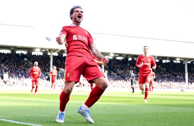 Football - 2024 2025 Premier League - Fulham vs Liverpool - Craven Cottage - Sunday 6th April 2025. Liverpool s Alexis Mac Allister celebrates scoring the opening goal. COLORSPORT Ashley Western