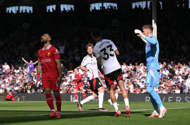 Football - 2024 2025 Premier League - Fulham vs Liverpool - Craven Cottage - Sunday 6th April 2025. Liverpool s Mohamed Salah frustrated after missing a chance. COLORSPORT Ashley Western