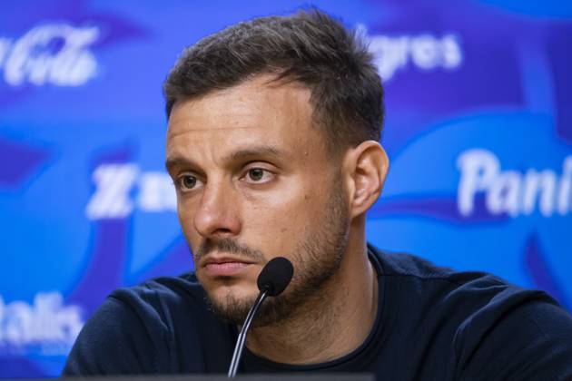 FC Porto v Lisboa e Benfica - Liga Portugal Betclic FC Porto coach Martin Anselmi gives a press conference, PK, Pressekonferenz at the Estadio do Dragao after the match against SL Benfica in Porto, Portugal, on April 6, 2025. PORTO Portugal Copyright: xRitaxFrancax originalFilename:franca-fcportov250406_npuHt