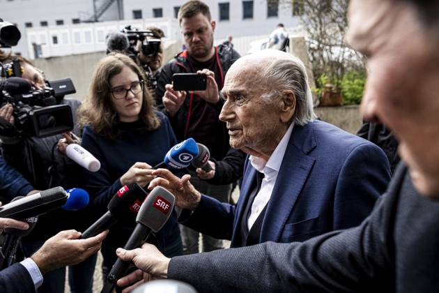 Former FIFA president Sepp Blatter reacts when leaving the courthouse after the verdict of an appeal by Swiss Attorney General s office against former UEFA and FIFA presidents over a suspected fraudulent payment, in Muttenz, Basel, on March 25, 2025 Muttenz Muttenz Court Basel Switzerland Copyright: x x2025xEurasiaxSportxImagesx jp-en-EuSpIm-ELY_Blatter_Platini_25mar2025_ZU018