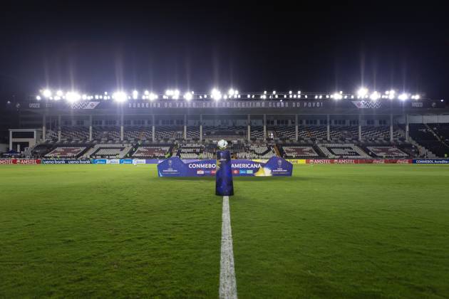 April 8, 2025, Rio de Janeiro, Rio de Janeiro, BRA: RIO DE JANEIRO, BRAZIL - APRIL 08: General view inside the stadium prior the match between Vasco da Gama and Puerto Cabello as part of Copa CONMEBOL Sudamericana 2025 at Sao Januario Stadium on April 08, 2025 in Rio de Janeiro, Brazil. Rio de Janeiro BRA - ZUMAc227 20250408_zsp_c227_001 Copyright: xRuanoxCarneirox