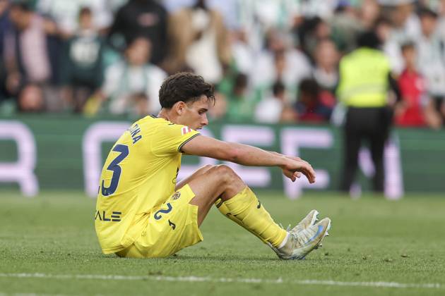ESP: Real Betis - Villarreal CF. La Liga EA Sports. Date 31 Sergi Cardona of Villarreal CF during the La Liga EA Sports, date 31 between Real Betis and Villarreal CF played at Benito Villamarin Stadium on April 13, 2024 in Sevilla, Spain. kpng Copyright: xPressinphotox AP_250413_BET_VIL_161