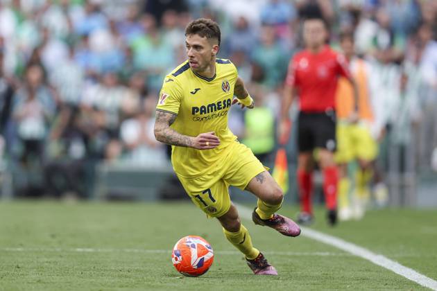 ESP: Real Betis - Villarreal CF. La Liga EA Sports. Date 31 Kiko Femenia of Villarreal CF during the La Liga EA Sports, date 31 between Real Betis and Villarreal CF played at Benito Villamarin Stadium on April 13, 2024 in Sevilla, Spain. kpng Copyright: xPressinphotox AP_250413_BET_VIL_108