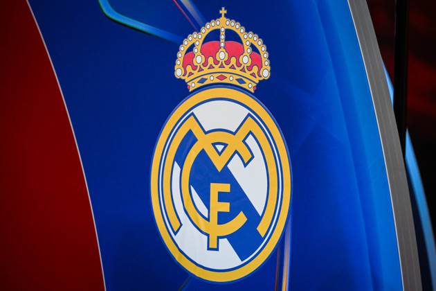October 2, 2024, Villeneuve-D ascq, France, France: Illustration of the official logo of Real Madrid during the UEFA Champions League, League Phase MD2 match between Lille OSC (LOSC) and Real Madrid at Pierre Mauroy Stadium on October 02, 2024 in Villeneuve-d Ascq near Lille, France. Villeneuve-D ascq France - ZUMAm308 20241002_zsp_m308_077 Copyright: xMatthieuxMirvillex