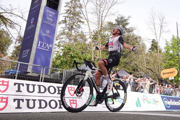 Ivo Oliveira of UAE Team Emirates XRG wins the stage during the Giro d’Abruzzo, stage 2 from Tocco da Casauria to Penne (138 km) - Abruzzo - Wednesday, April 16, 2025. - cycling .  Copyright: xMassimoxPaolone LaPressex