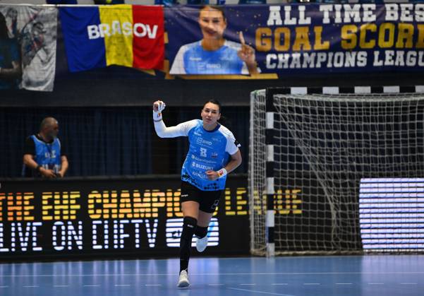 CSM Bucharest vs Team Esbjerg Cristina Neagu of CSM Bucharest in action during the EHF Champions League Women 2024 25 Quarter-finals game between CSM Bucharest and Team Esbjerg in Bucharest, April 20, 2025. Alex Nicodim Imago Images Copyright: xAlexxNicodimx