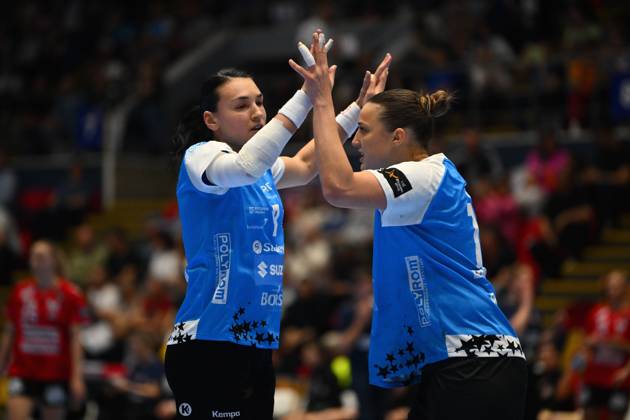 CSM Bucharest vs Team Esbjerg Cristina Neagu of CSM Bucharest in action during the EHF Champions League Women 2024 25 Quarter-finals game between CSM Bucharest and Team Esbjerg in Bucharest, April 20, 2025. Alex Nicodim Imago Images Copyright: xAlexxNicodimx