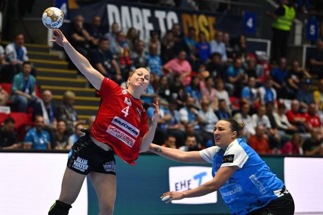 CSM Bucharest vs Team Esbjerg Michala Moller of Team Esbjerg in action during the EHF Champions League Women 2024 25 Quarter-finals game between CSM Bucharest and Team Esbjerg in Bucharest, April 20, 2025. Alex Nicodim Imago Images Copyright: xAlexxNicodimx