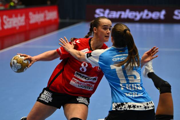 CSM Bucharest vs Team Esbjerg Leila Rushfeldt of Team Esbjerg in action during the EHF Champions League Women 2024 25 Quarter-finals game between CSM Bucharest and Team Esbjerg in Bucharest, April 20, 2025. Alex Nicodim Imago Images Copyright: xAlexxNicodimx