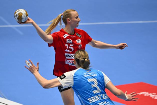 CSM Bucharest vs Team Esbjerg Ella Reistad of Team Esbjerg in action during the EHF Champions League Women 2024 25 Quarter-finals game between CSM Bucharest and Team Esbjerg in Bucharest, April 20, 2025. Alex Nicodim Imago Images Copyright: xAlexxNicodimx