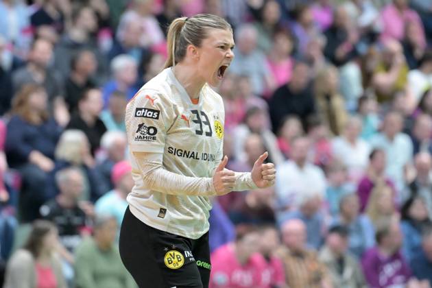 Tess Lieder BVB Borussia Dortmund Handball, 33 in goal TusSies Metzingen vs BVB Borussia Dortmund Handball, Handball, HBF, Playoff, Quarterfinal Game 2, Season 2024 2025, 26 04 2025 TusSies Metzingen vs BVB Borussia Dortmund Handball, Handball, HBF, Playoff, Quarterfinal Game 2, Season 2024 2025, 26 04 2025 Metzingen Copyright: xEibner-Pressefoto TobiasxBaurx EP_TBR