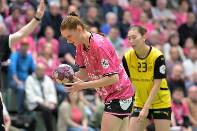 Selina Kalmbach TusSies Metzingen, 02 TusSies Metzingen vs BVB Borussia Dortmund Handball, Handball, HBF, Playoff, Quarterfinal Game 2, Season 2024 2025, 26 04 2025 TusSies Metzingen vs BVB Borussia Dortmund Handball, Handball, HBF, Playoff, Quarterfinal Game 2, Season 2024 2025, 26 04 2025 Metzingen Copyright: xEibner-Pressefoto TobiasxBaurx EP_TBR